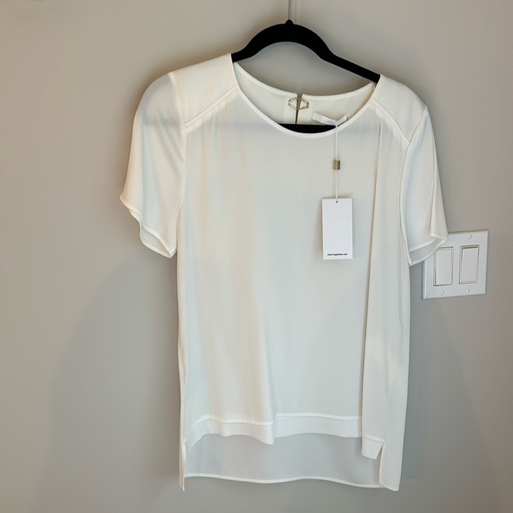 Hugo boss cream work top
